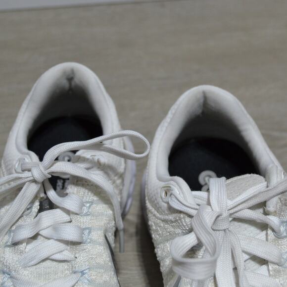 Nike React Infinity Flyknit 3 Run White & Silver Woman's Size 8 - Picture 5 of 11